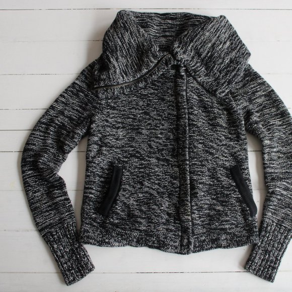 American Eagle Black Marled Foldover Knit Zip Up Sweater - Picture 1 of 7